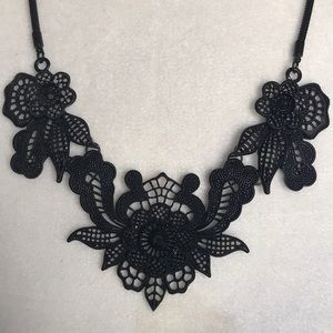 Black metal like necklace